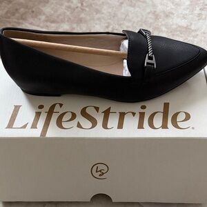 Life Stride Women's Elegant Black Flats